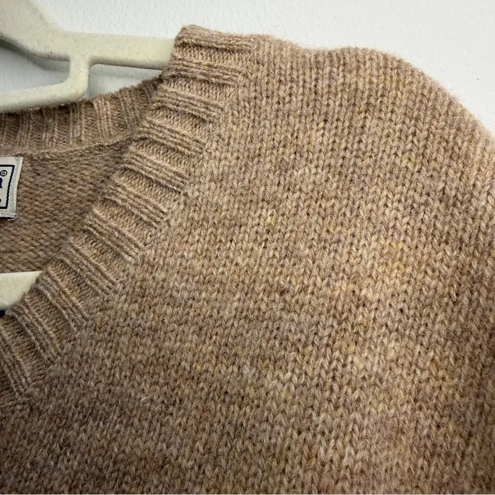 L.L. Bean Men's Vintage Shetland Wool Tan Sweater - Large -Natural Fiber Classic